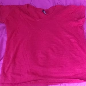 Short sleeve red shirt